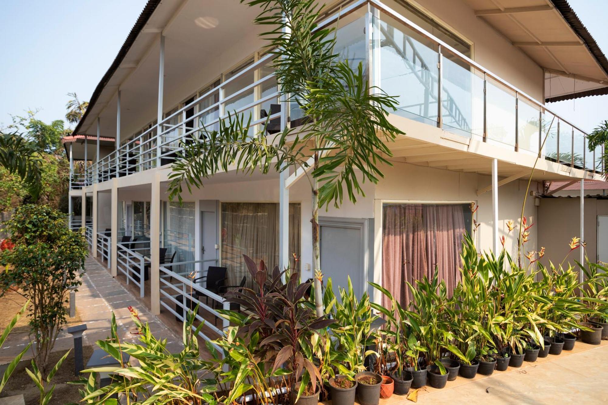 Resort Koko Maya By Stone Wood Comfort Ashvem Beach
